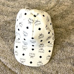 Mcm hat